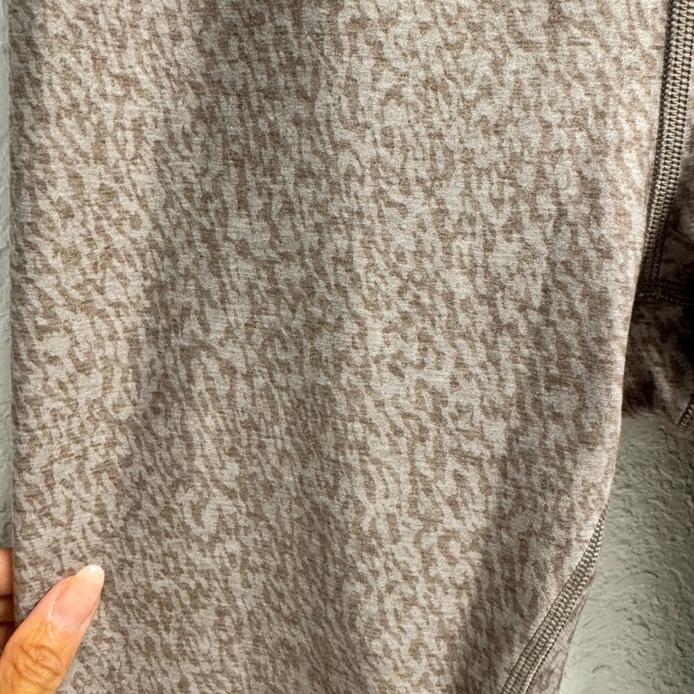 Athleta Micro Zebra Brown High-Waisted Elation Stretchy Tight Leggings SM - Picture 7 of 8